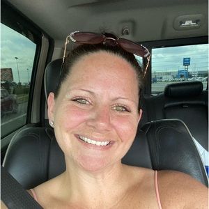 Meet your Posher, Michele